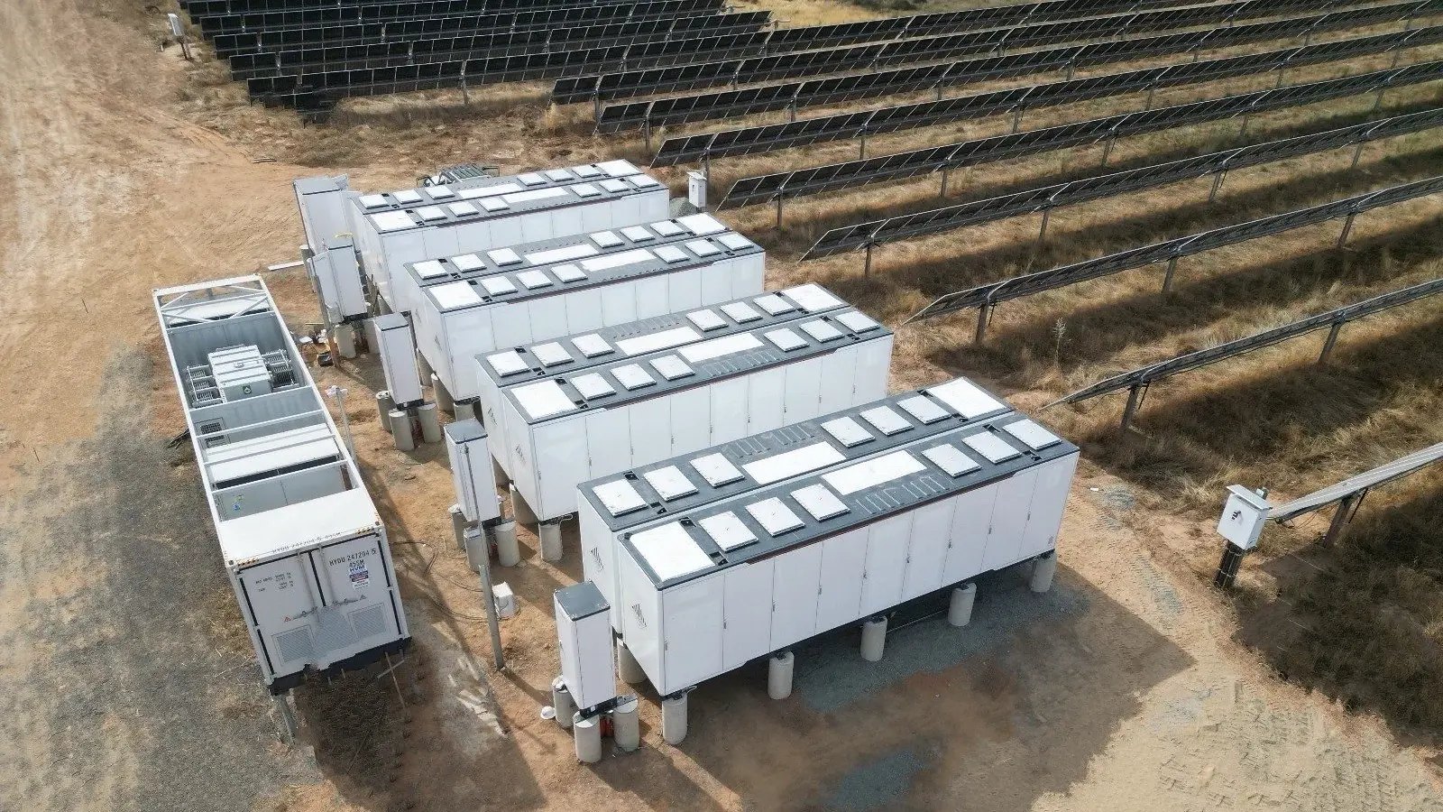 Moama utility scale battery plant beside a solar farm